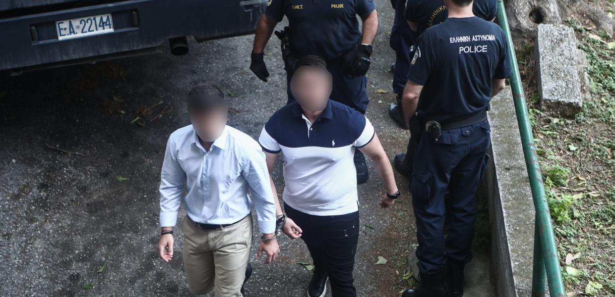 ΔΟΛΟΦΟΝΙΑ ΚΑΜΠΑΝΟΥ