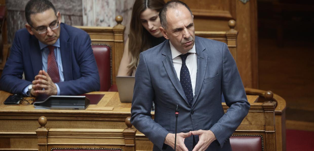Γιώργος Γεραπετρίτης Βουλή