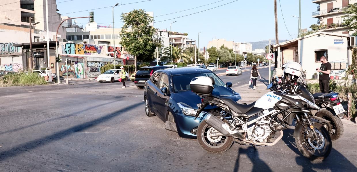 Το αυτοκίνητο που συγκρούστηκε με τραίνο στην Ιερά Οδό