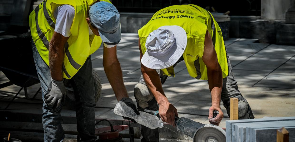 Καύσωνας εργαζόμενοι