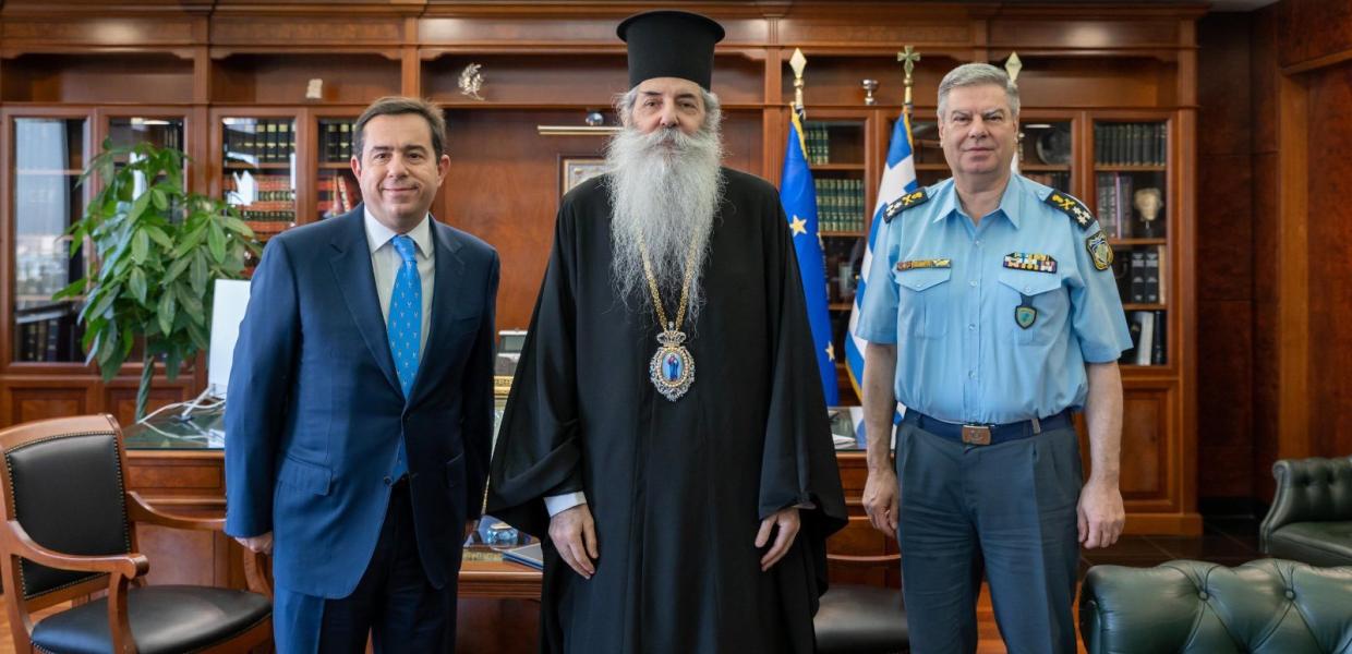 Νότης Μηταράκης αρχηγός ΕΛ.ΑΣ. Εκκλησία
