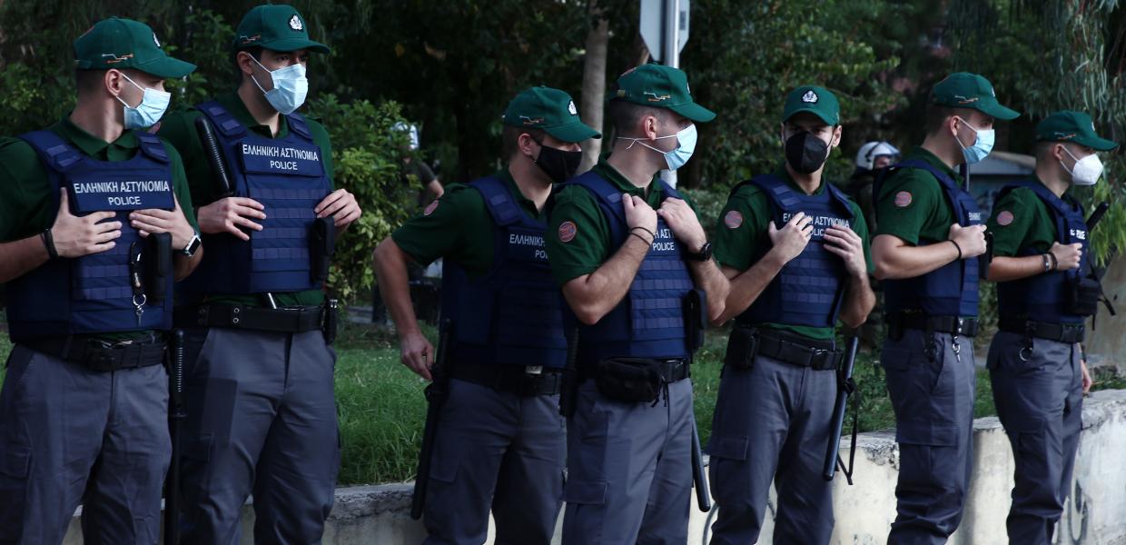Άνδρες της πανεπιστημιακής αστυνομίας