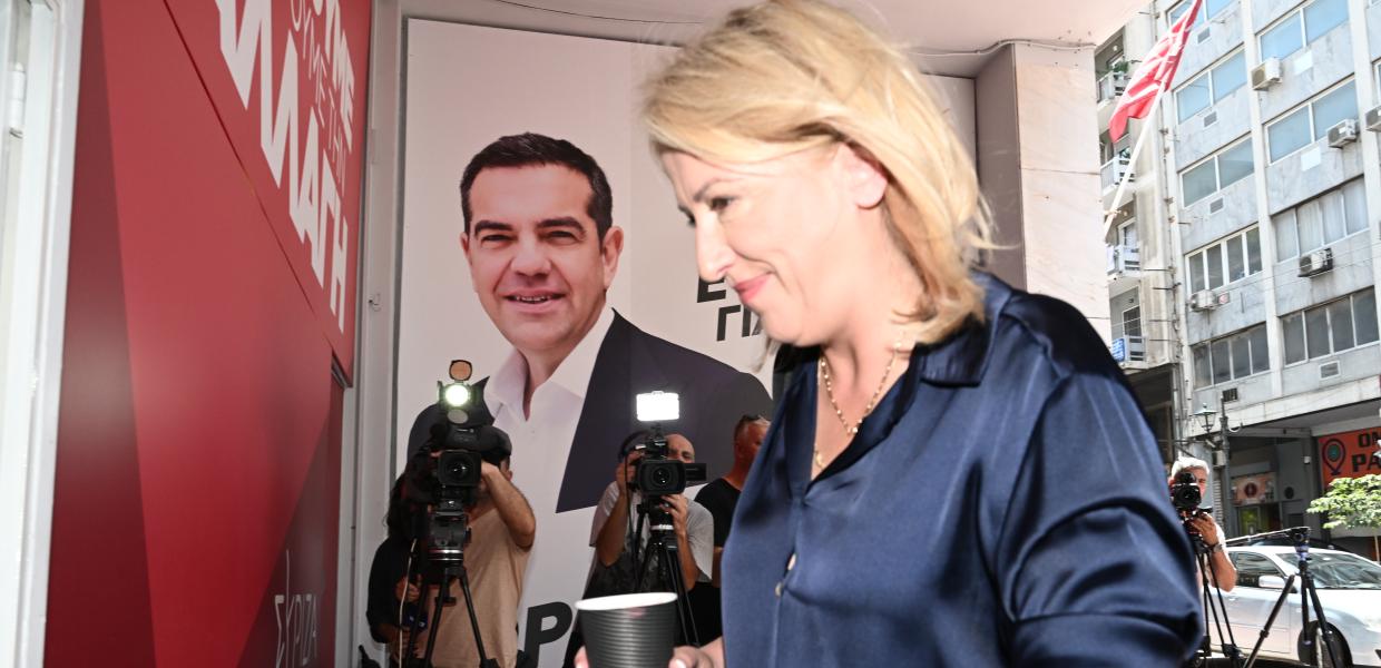 Ρένα Δούρου