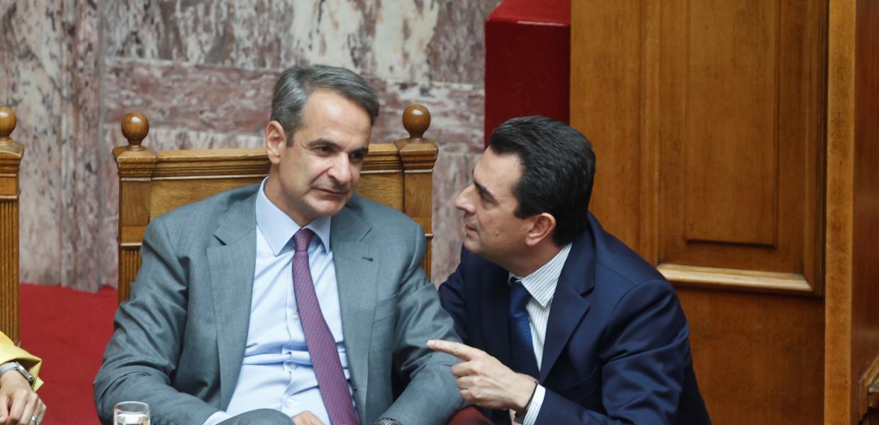 Ο Κυριάκος Μητσοτάκης και ο Κώστας Σκρέκας
