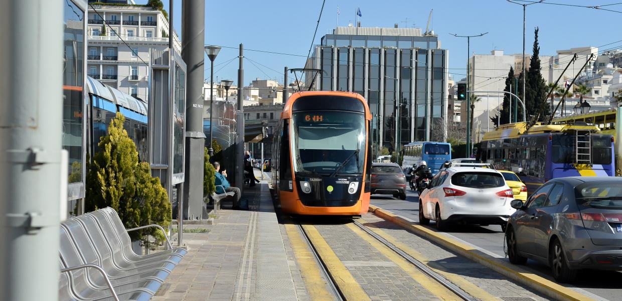 τραμ