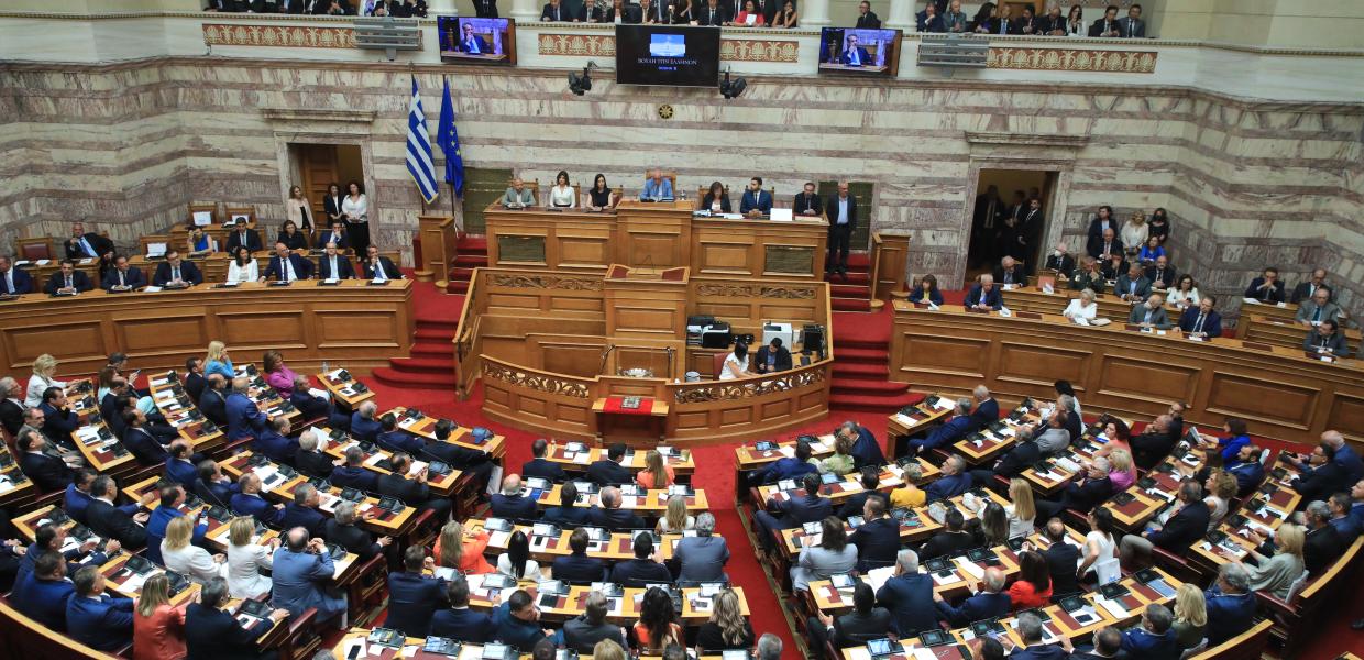 ΒΟΥΛΗ ΠΑΝΟΡΑΜΙΚΟ - ΟΡΚΩΜΟΣΙΑ ΒΟΥΛΕΥΤΩΝ