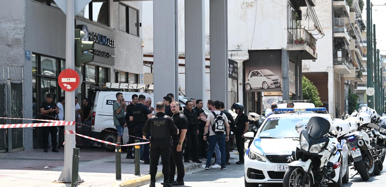 ΚΟΛΩΝΟΣ ΠΥΡΟΒΟΛΙΣΜΟΣ