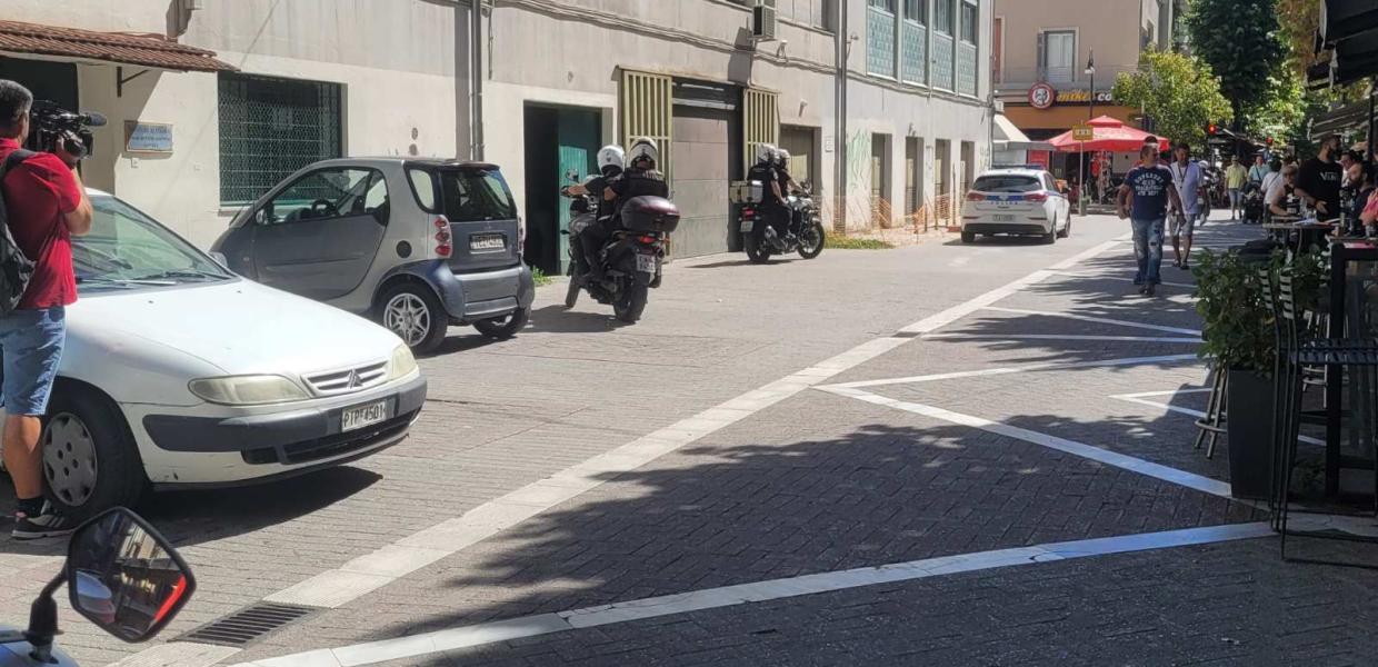 ΛΑΡΙΣΑ ΞΥΛΟΔΑΡΜΟΣ 