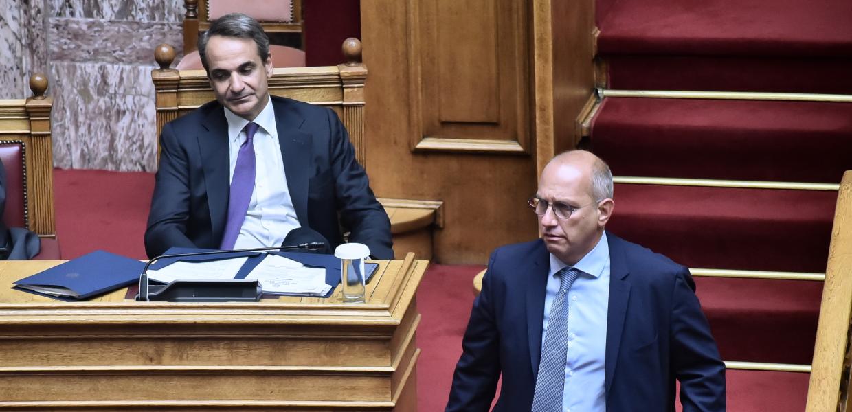 Ο Κυριάκος Μητσοτάκης και ο Γιάννης Οικονόμου