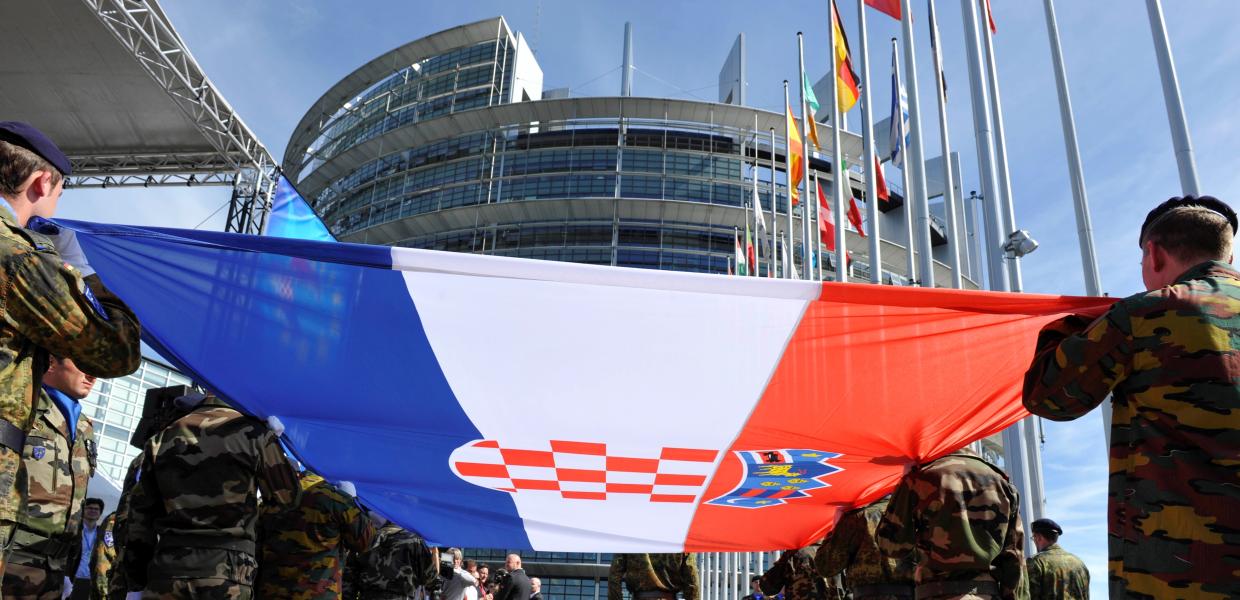 Σημαία της Κροατίας στην ΕΕ