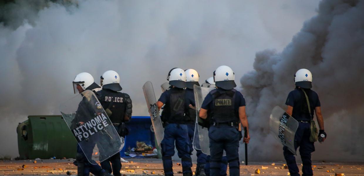Λάρισα επεισόδια αστυνομία 