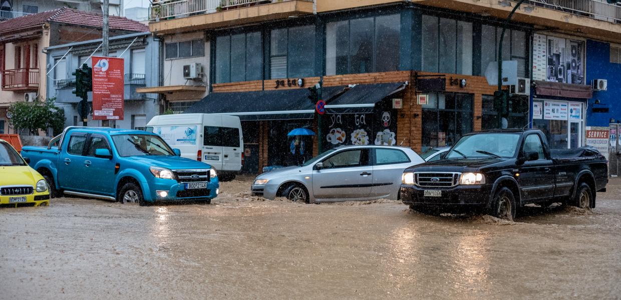 Κυκλοφορία αυτοκίνητα κακοκαιρία Βόλος 