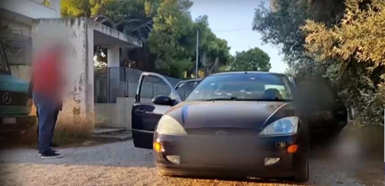 το αυτοκίνητο στο οποίο επέβαιναν τα θύματα της δολοφονίας