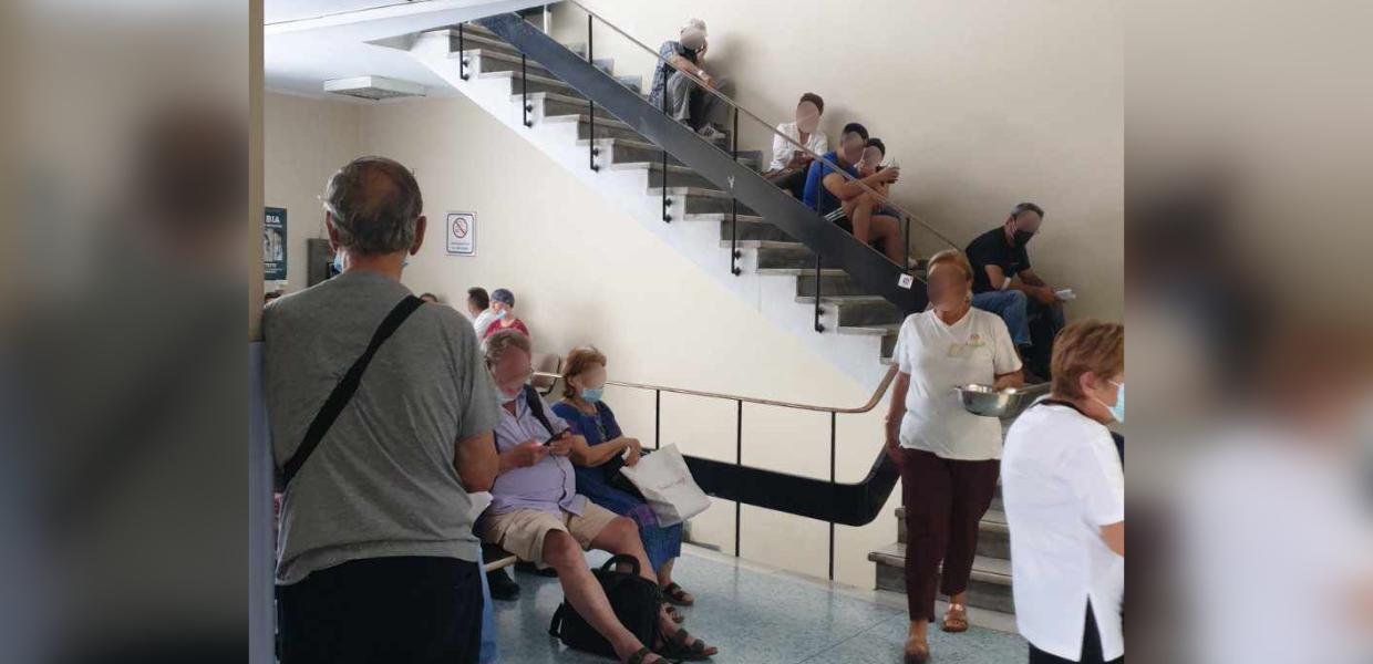 Ουρές στο νοσοκομείο Μεταξά