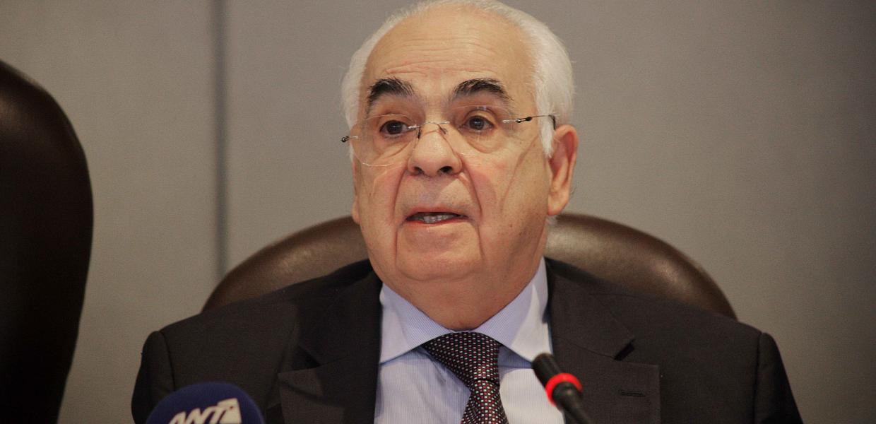 Νίκος Σκουλάς