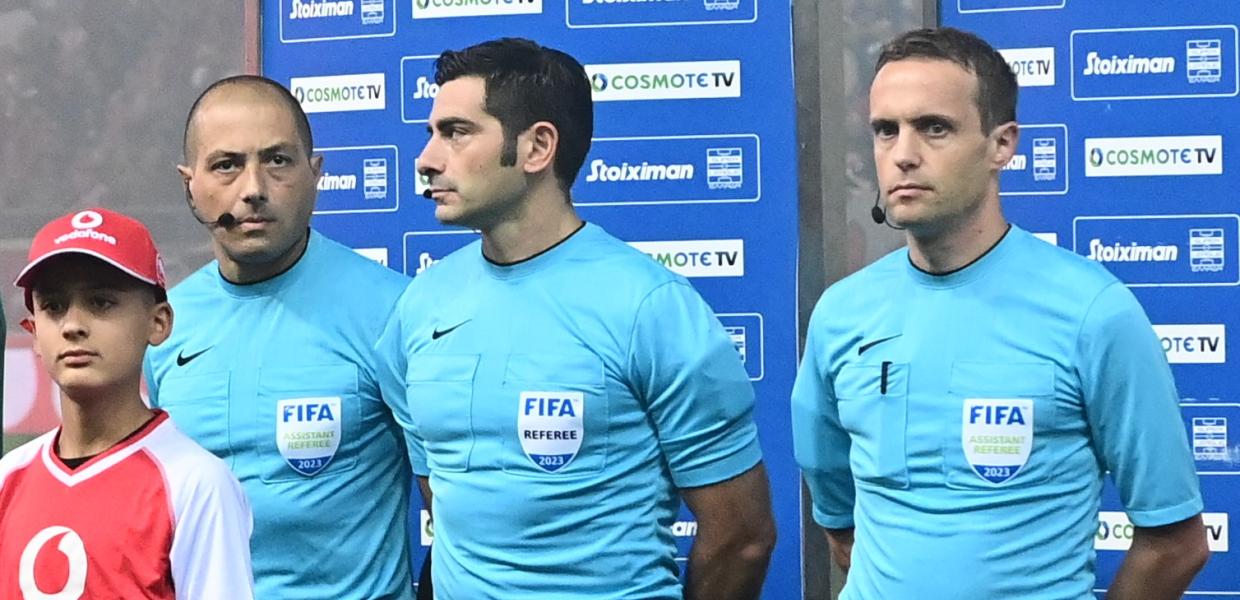 Διαιτητές