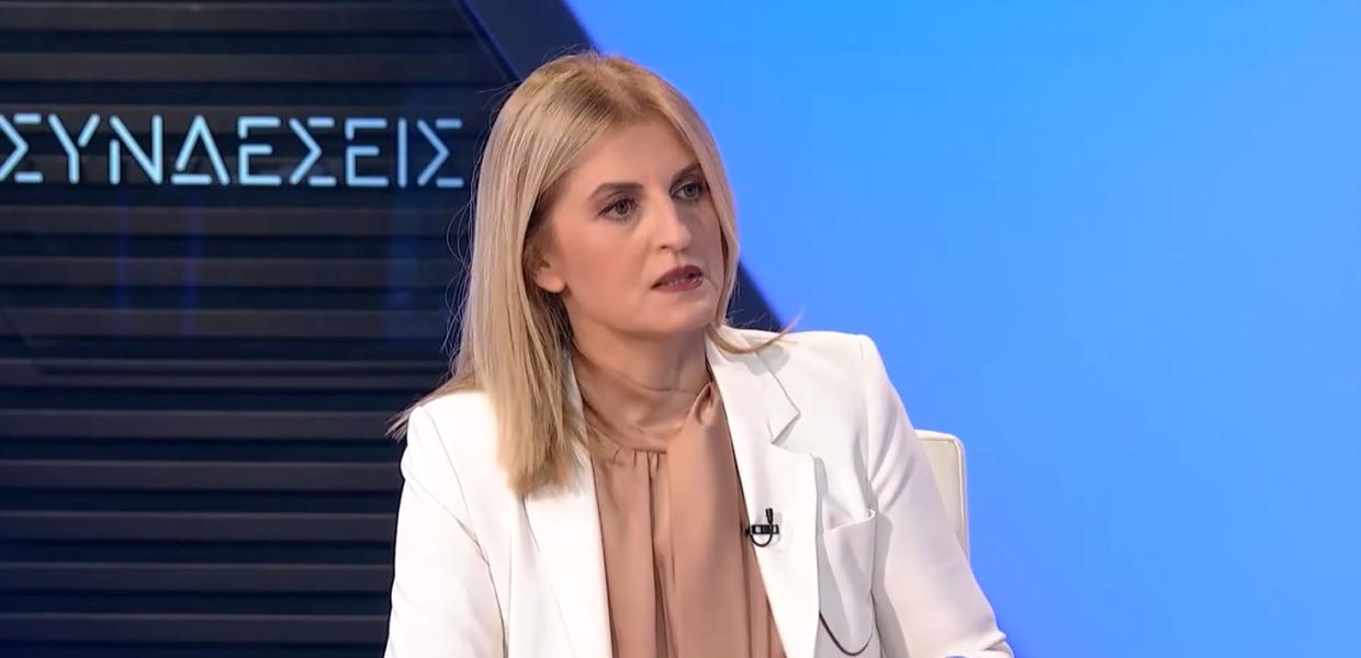 Η Δώρα Αυγέρη