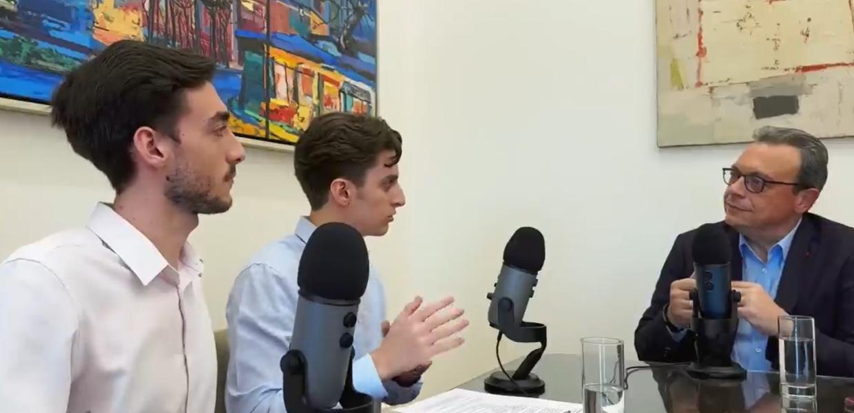 Φάμελλος Podcast 
