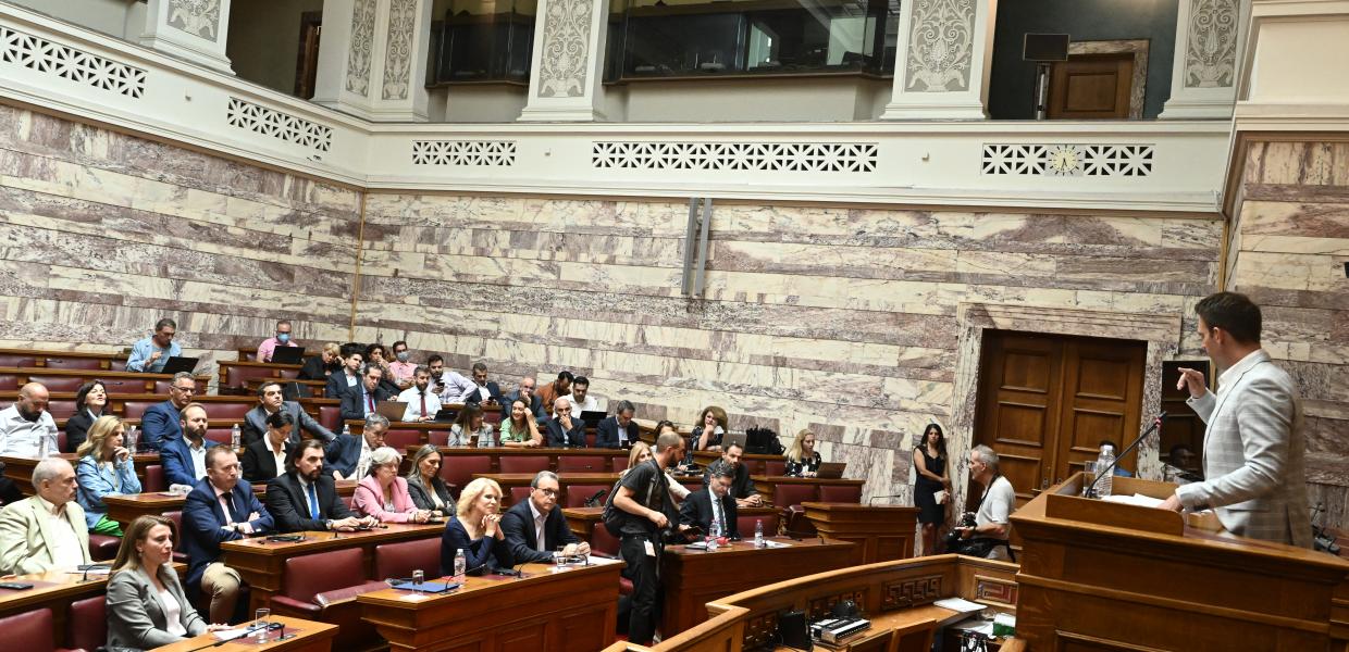 Ο Στέφανος Κασσελάκης στη Βουλή