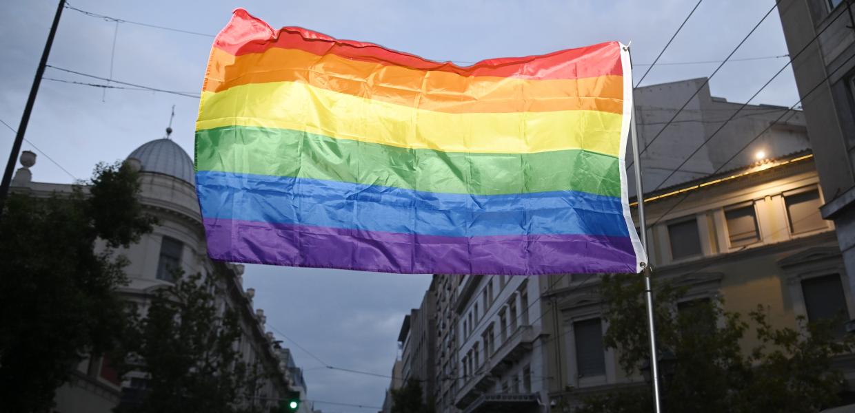 Σημαία της ΛΟΑΤΚΙ+ κοινότητας σε Pride