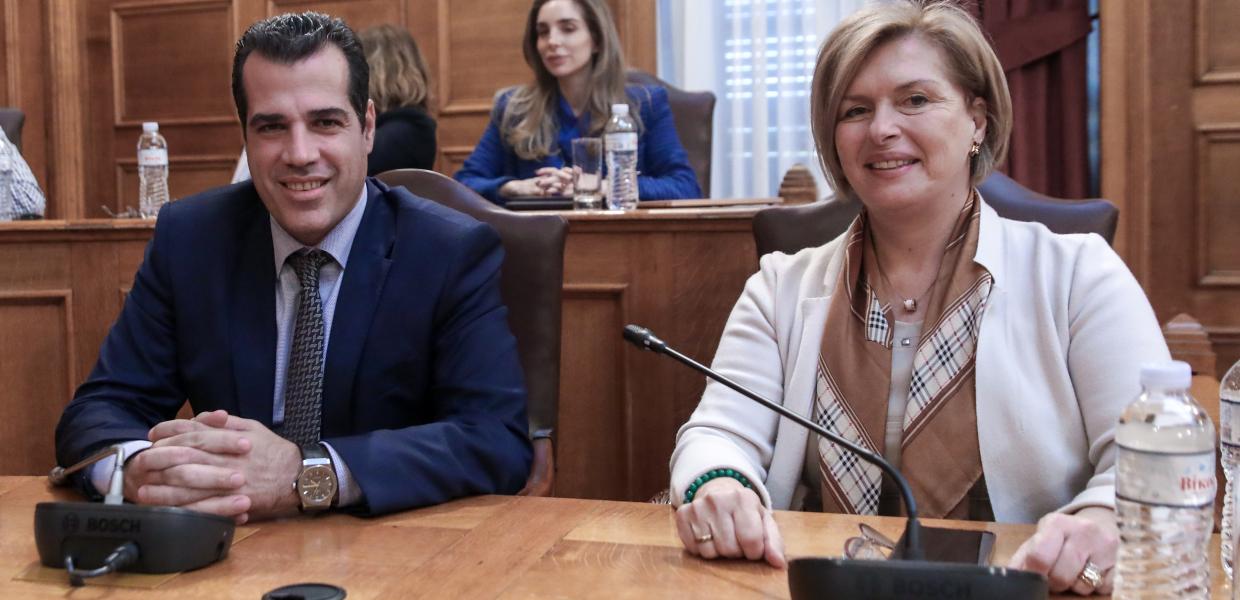 ΠΛΕΥΡΗΣ ΓΚΑΓΚΑ