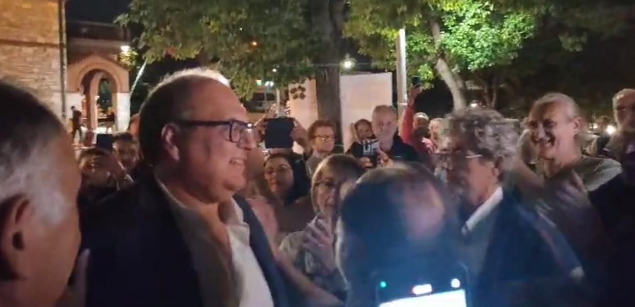 Ο Σίμος Ρούσσος