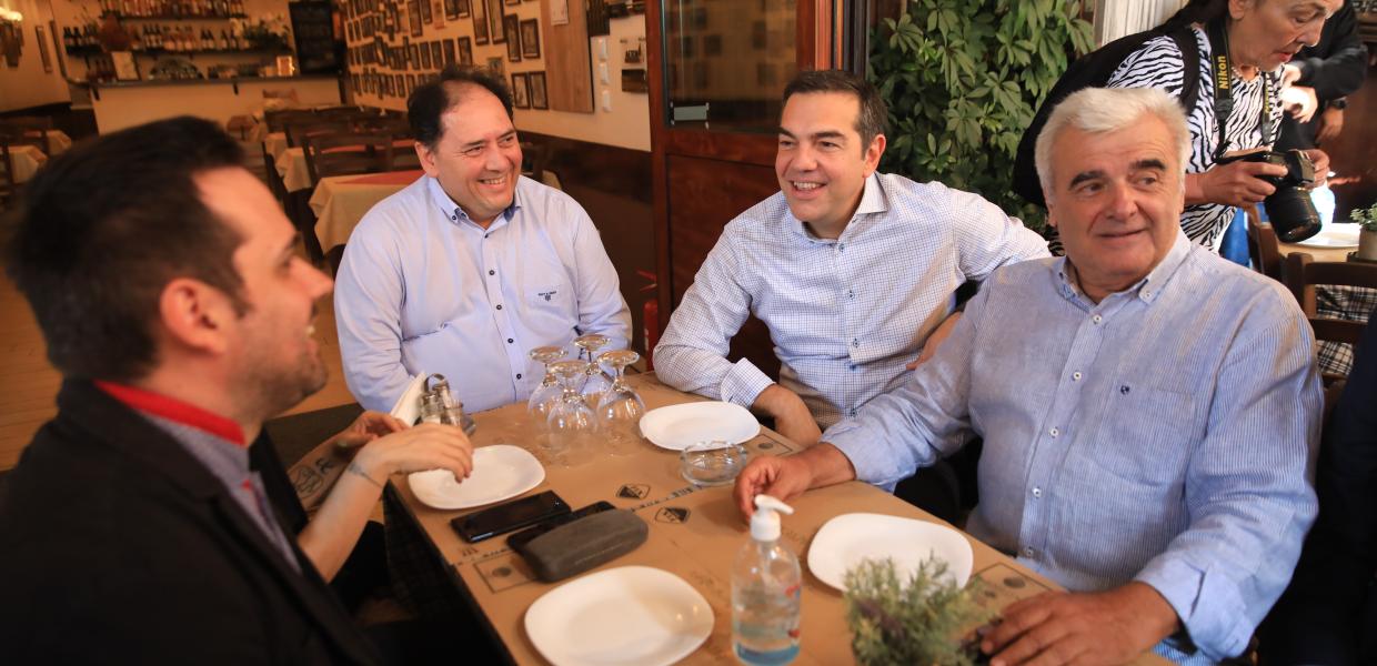 Ο Αλέξης Τσίπρας στον Πειραιά