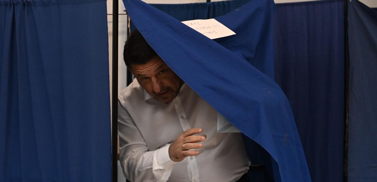 Νίκος Χαρδαλιάς ψηφίζει
