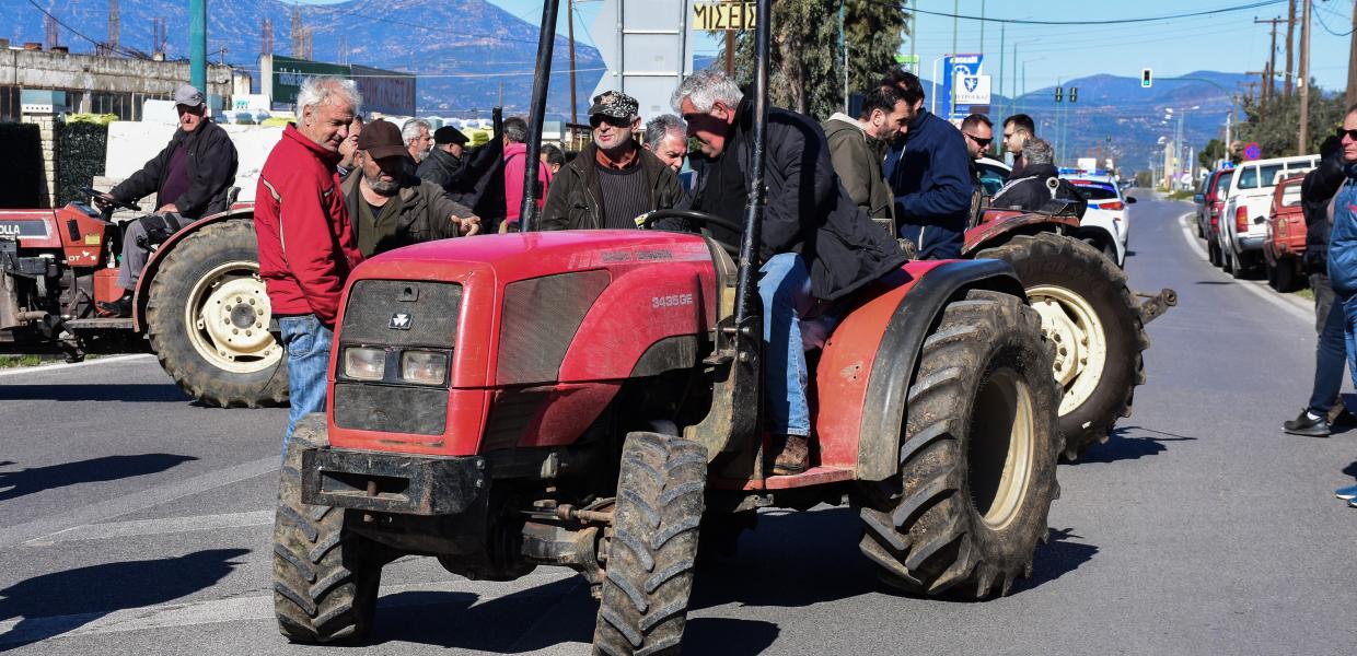ΚΙΝΗΤΟΠΟΙΗΣΕΙΣ ΑΓΡΟΤΩΝ