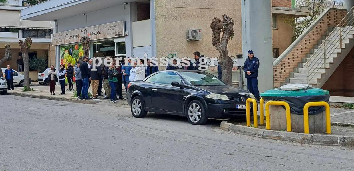 Κόσμος σε συγκέντρωση