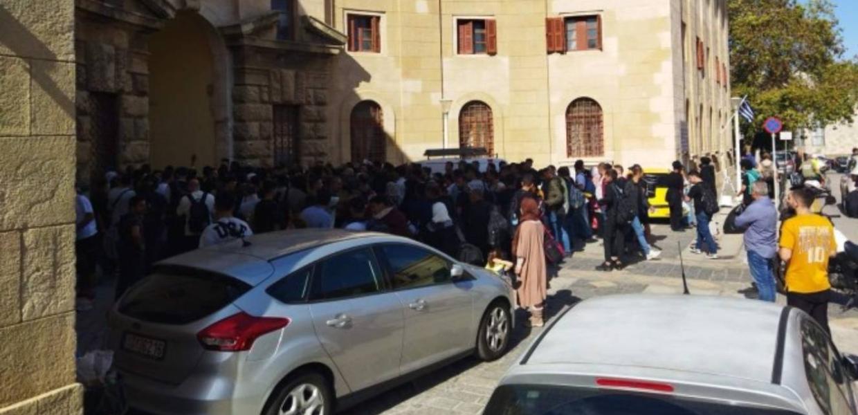 ΡΟΔΟΣ ΠΡΟΣΦΥΓΕΣ ΑΤ
