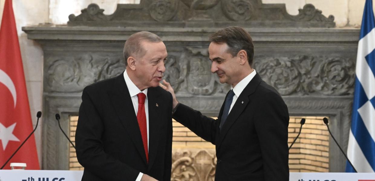 Ο Ρετζέπ Ταγίπ Ερντογάν με τον Κυριάκο Μητσοτάκη
