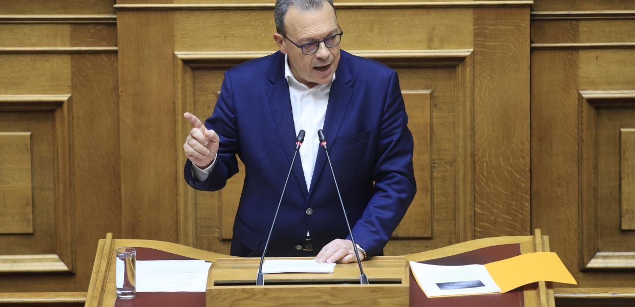 Ο Σωκράτης Φάμελλος στη Βουλή