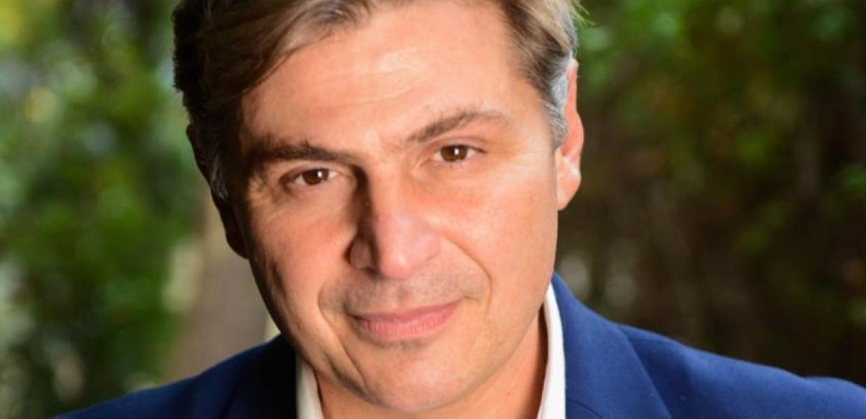 NIKOΛΑΣ ΦΑΡΑΝΤΟΥΡΗΣ
