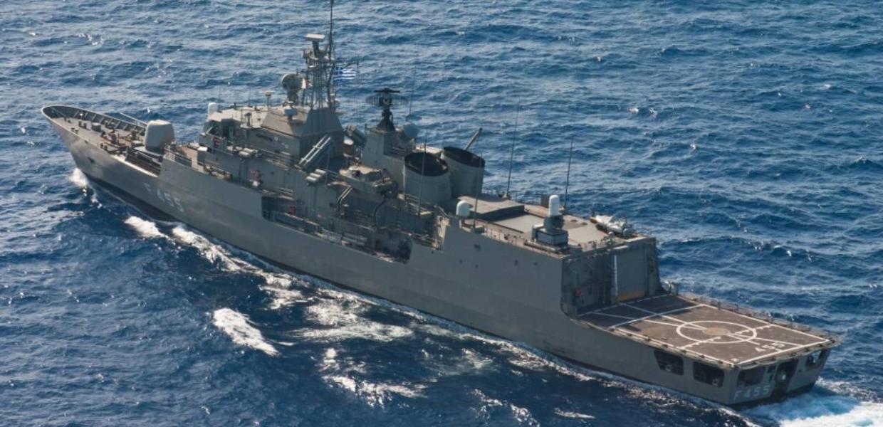 ΦΡΕΓΑΤΑ ΣΑΛΑΜΙΣ F455