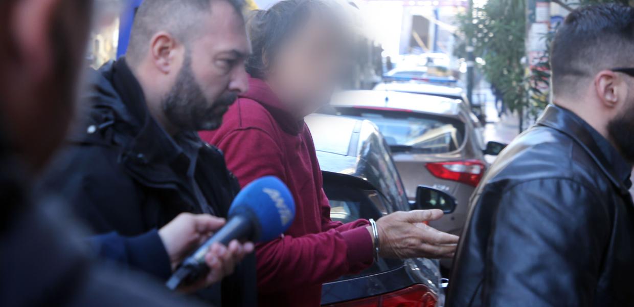 ΓΥΝΑΙΚΟΚΤΟΝΙΑ ΣΑΛΑΜΙΝΑ
