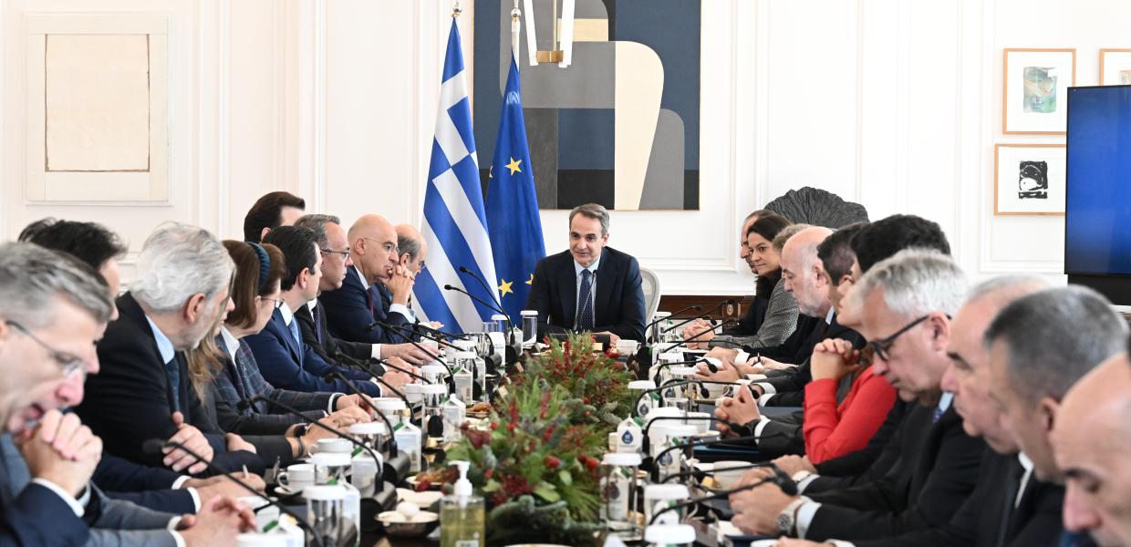ΥΠΟΥΡΓΙΚΟ ΣΥΜΒΟΥΛΙΟ ΜΗΤΣΟΤΑΚΗΣ
