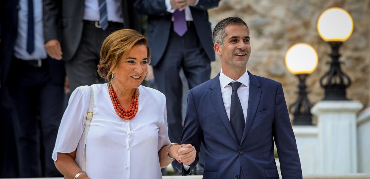ΝΤΟΡΑ ΚΩΣΤΑΣ ΜΠΑΚΟΓΙΑΝΝΗΣ