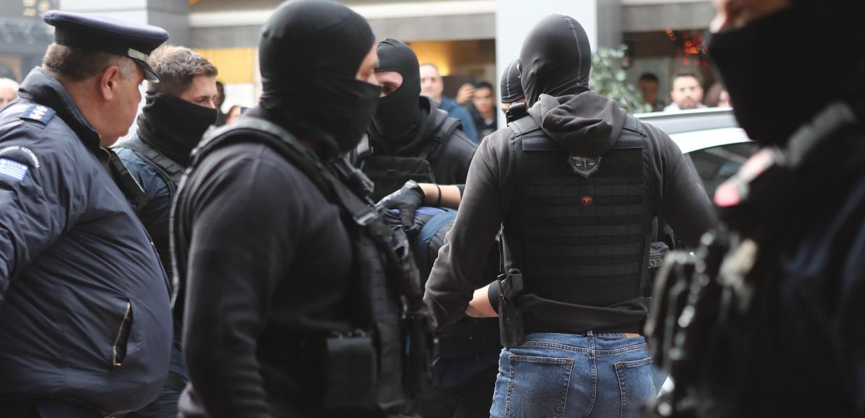 ΡΕΝΤΗ ΑΣΤΥΝΟΜΙΚΟΙ ΑΠΟΛΟΓΙΑ 18ΧΡΟΝΟΣ