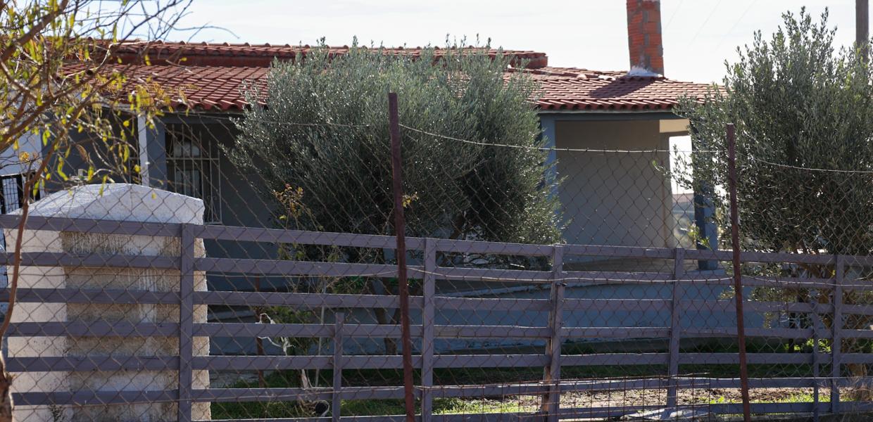 Το σπίτι της 50χρονης που βρήκε τραγικό θάνατο από επίθεση σκύλων