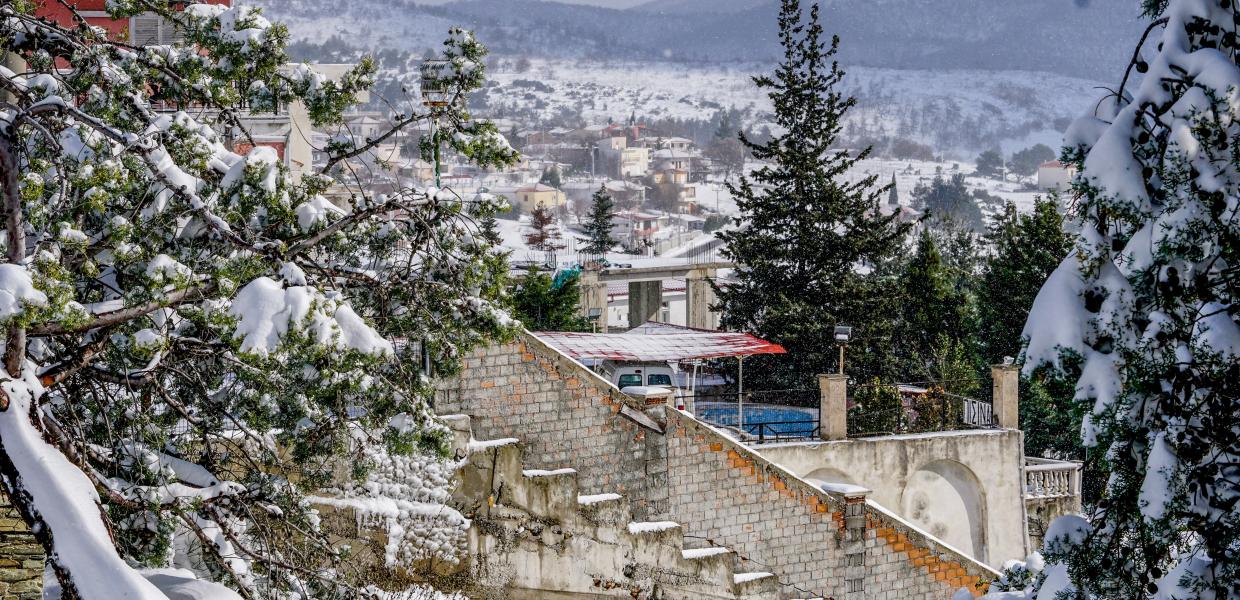 ΧΙΟΝΙΑ ΚΑΙΡΟΣ