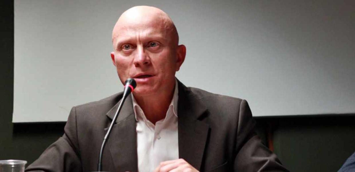 Ο Δημήτρης Καλτσώνης