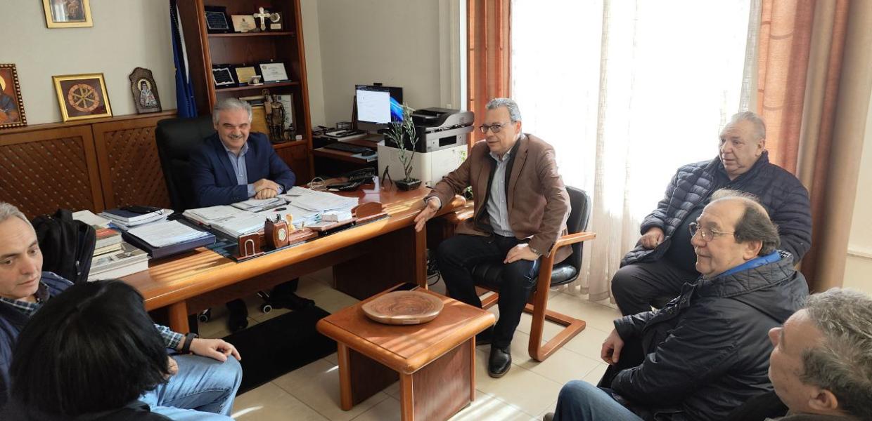 Ο Σωκράτης Φάμελλος επίσκεψη στη ΔΕΥΑ Βόλβης
