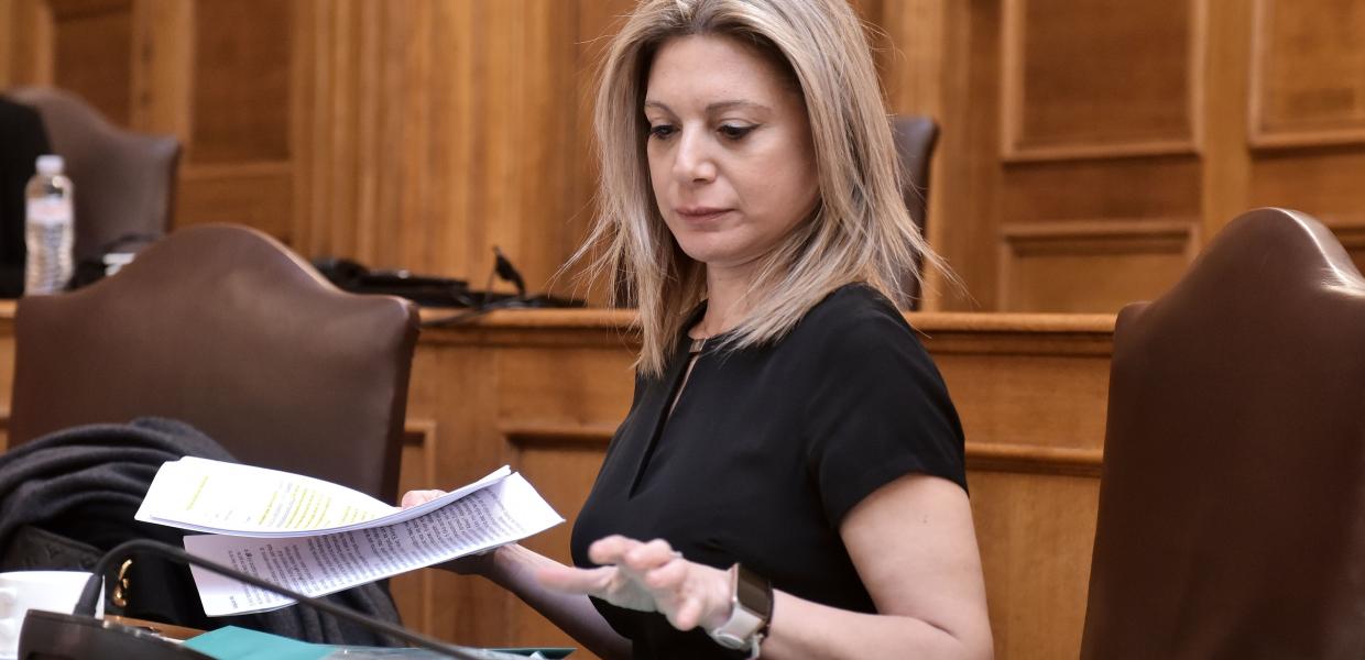 Μαρία Καρυστιανού Τέμπη εξεταστική