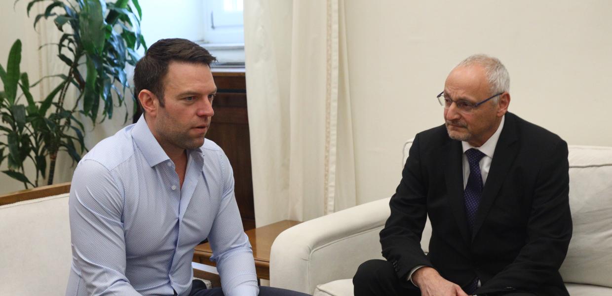 Ο Στέφανος Κασσελάκης με τον πρέσβη του Ισραήλ Noam Katz