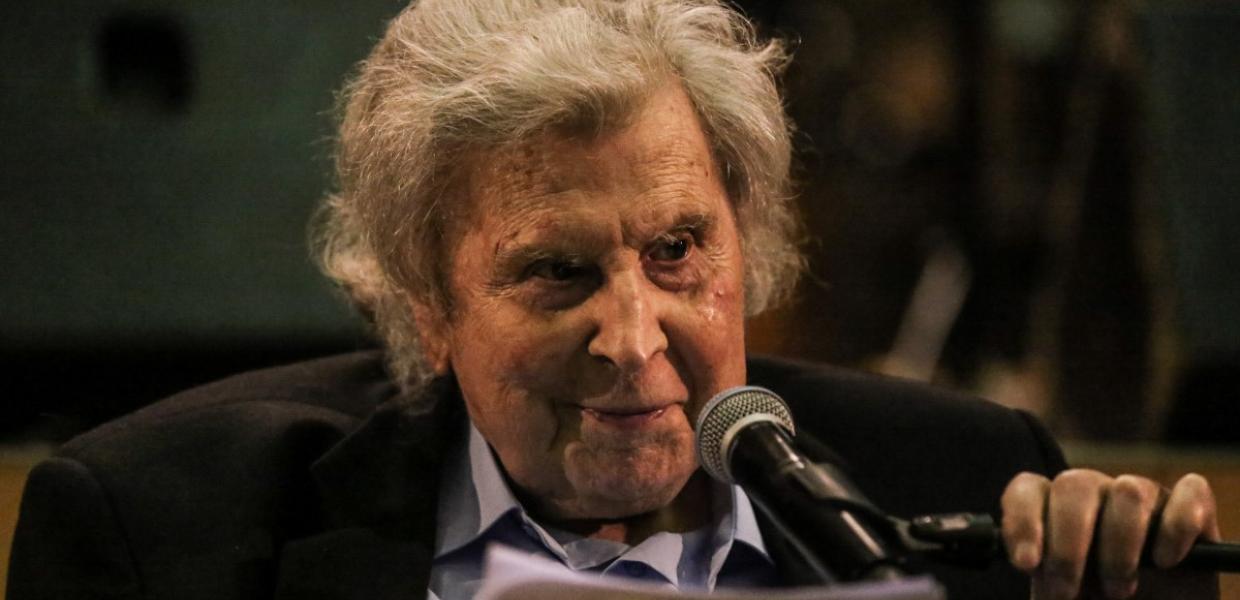 Ο Μίκης Θεοδωράκης