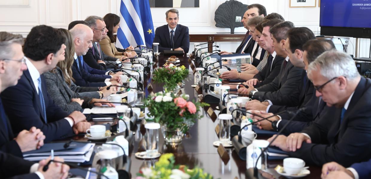 Ο Κυριάκος Μητσοτάκης στο υπουργικό συμβούλιο