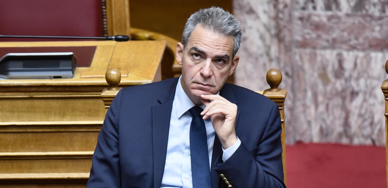 Ο Άγγελος Συρίγος στη Βουλή