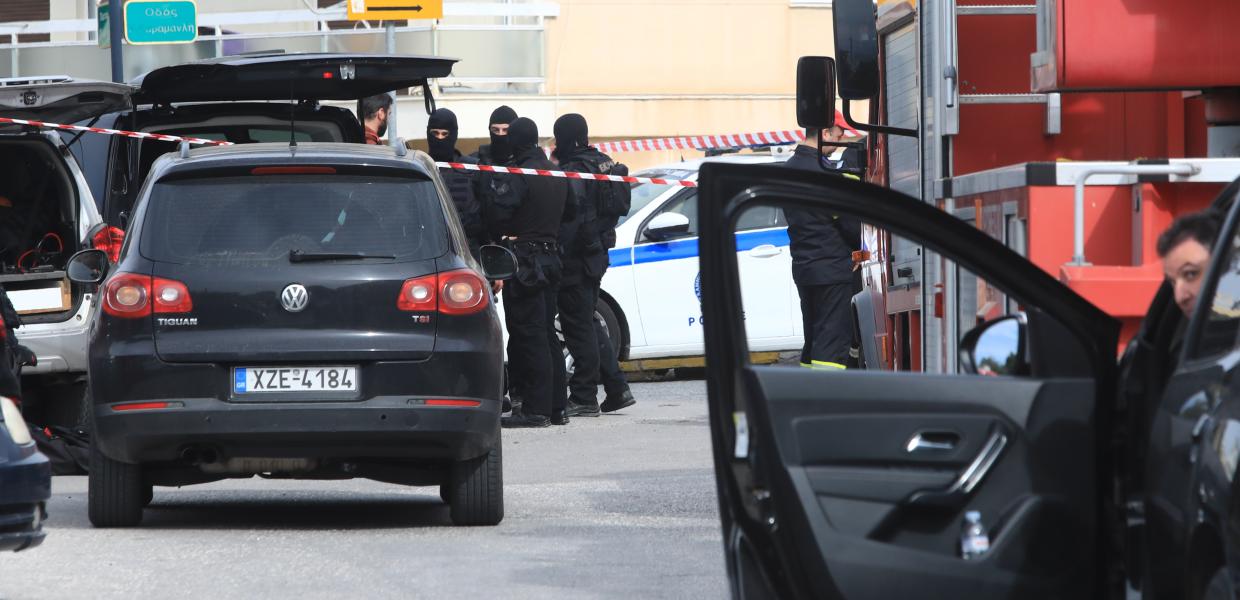 Αστυνομικοί στη Γλυφάδα