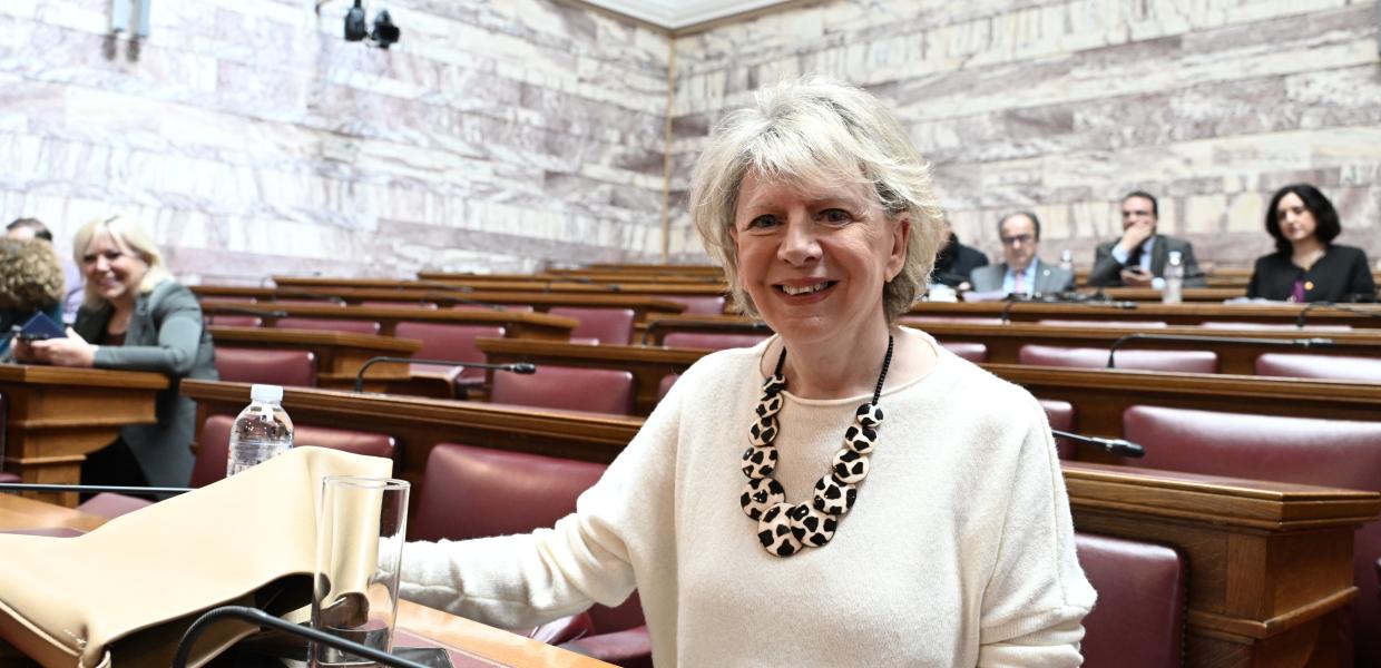 Έλενα Ακρίτα